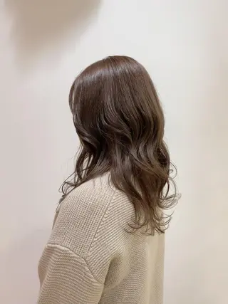 セミロング カラー ノーブル美容室イオン高橋店所属・鈴木 純子のヘアスタイル
