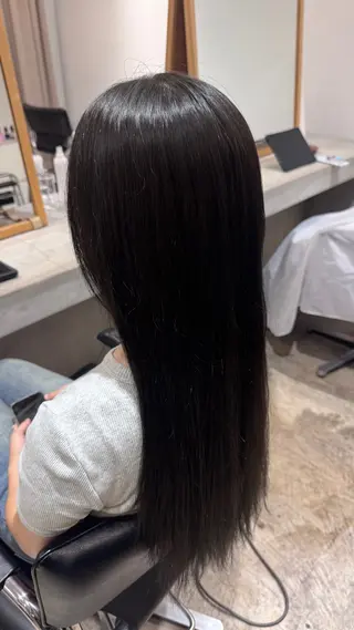 ロング カラー NAVY miyoshiのヘアスタイル