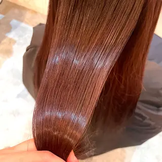 ロング カラー N°　jillva 腰山 菜々美のヘアスタイル