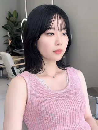 ミディアム i.+sapporo所属・ショート/レイヤー /札幌/小山内のヘアスタイル