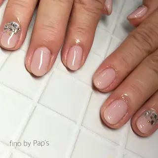 ネイル fino by Pap's所属・西畠 真由美のネイルデザイン