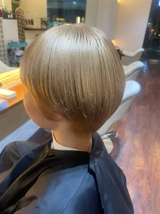 カラー CoCooN nanamiのヘアスタイル