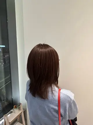 ミディアム 小谷 歩花のヘアスタイル