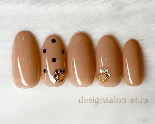 ネイル デザインサロン attra 本八幡店のネイルデザイン