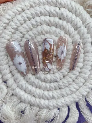 ネイル Kira Nailのネイルデザイン