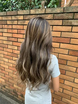 カラー 透明感カラー特化型 NAOKIのヘアスタイル