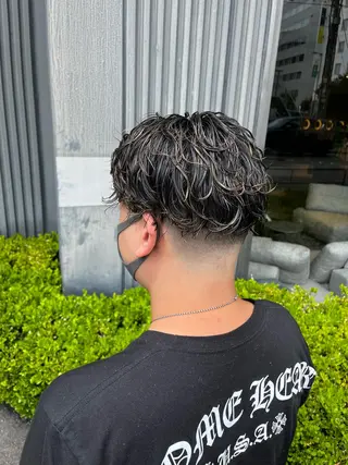 ミディアム カラー パーマ メンズ &CREW スタッフのヘアスタイル