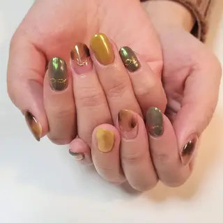 ネイル ネイル&フットケアサロンアイアムアイ所属・ネイリスト モリシタのネイルデザイン