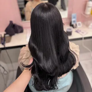 セミロング カラー 💙ハイトーン韓国風 色白ヘア💙manaのヘアスタイル