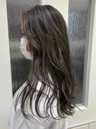 ロング カラー nex the salon所属・高橋 かのんのヘアスタイル