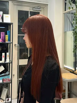 ロング カラー ayu ／Lomaliaのヘアスタイル