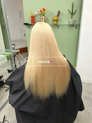 ロング カラー 大阪梅田/ イマムラミヅキのヘアスタイル