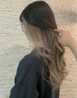 カラー SUNS by TRUNK所属・✄折橋 彩花🐶🍑のヘアスタイル