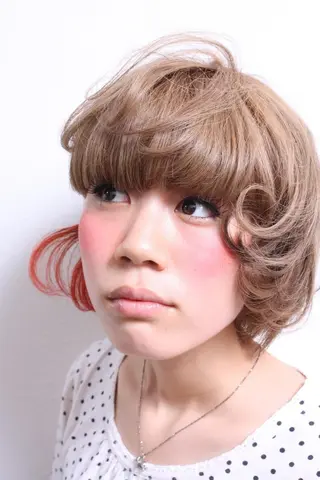 ショート カラー 髪質改善&ブリーチ 伊勢 祐一郎のヘアスタイル