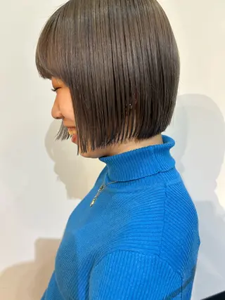ショート カラー ikeda shioriのヘアスタイル