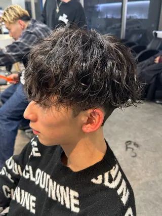 パーマ メンズ fifth men's原宿所属・fifth/原宿/ シャドウパーマ/カズのヘアスタイル