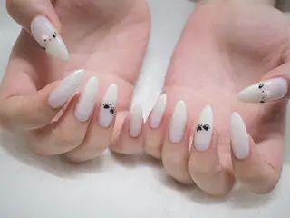 ネイル 西原 愛莉のネイルデザイン