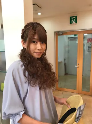 ロング Liberty・ 　hairのヘアスタイル