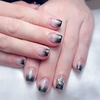 ネイル LR.ONE ヨウのネイルデザイン