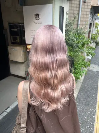 ロング カラー 艶髪/ハイトーン/ ヘアセット/モエノのヘアスタイル