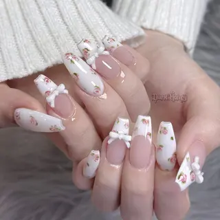 ネイル Dark Honey Susuのネイルデザイン