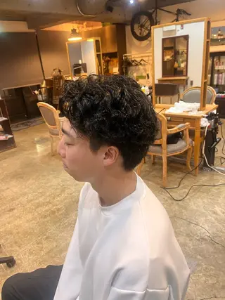 パーマ メンズ 松原 樹里のヘアスタイル