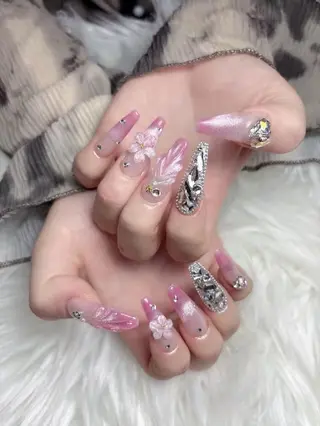 ネイル ENsalon AKIRAのネイルデザイン