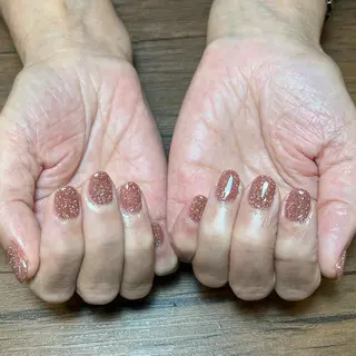 ネイル HENRIETTA NAILSALONのネイルデザイン