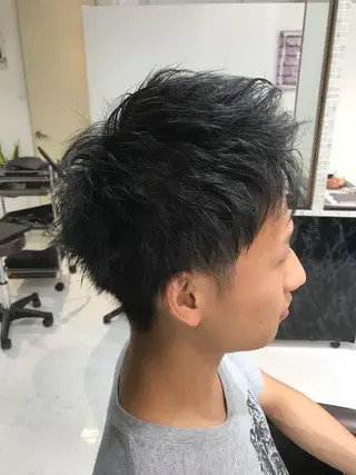 ショート カラー パーマ ヘアアレンジ メンズ キッズ ネイル マツエク・マツパ メンズ人気NO,1 Genieジーニーのヘアスタイル