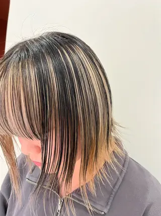 カラー 櫻井 莉子のヘアスタイル