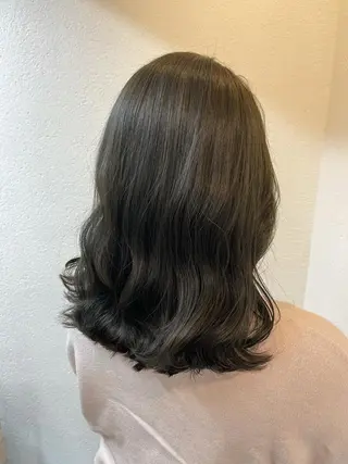 カラー PUUR所属・🍒鈴木 エミリ🍒のヘアスタイル