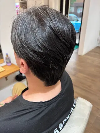 メンズ 志田 萌のヘアスタイル