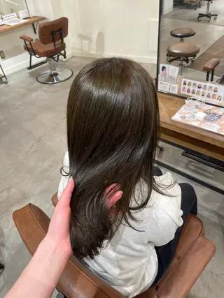 カラー 竹田 真梨子のヘアスタイル