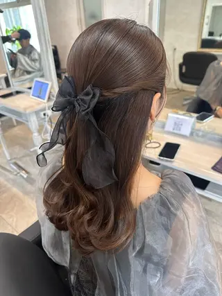 ロング ヘアアレンジ 女性に人気♪ はやしほのかのヘアスタイル