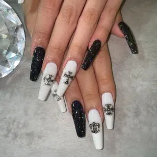 ネイル One Na1l ゆい☺︎のネイルデザイン