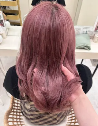 セミロング カラー シンドウ チサの眉毛・アイブロウイメージ