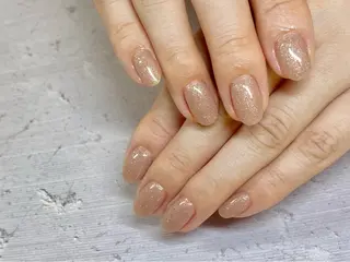 ネイル ネイルサロンフォーユー所属・宮 すずかのネイルデザイン