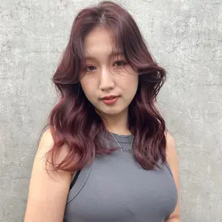 ロング カラー ブロンド/ブリーチ 【SITY.】のヘアスタイル