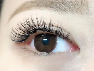 マツエク・マツパ ヘアアンドステ  シラトリ所属・シラトリ カヨのマツエク・マツパデザイン