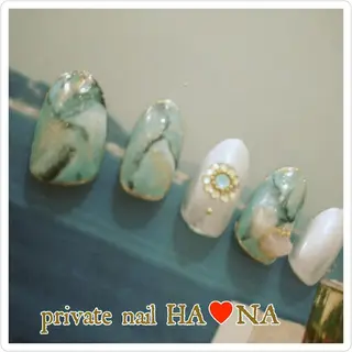 ネイル まつエク キッズ ショート ミディアム セミロング プライベートサロン HA♥NAのマツエク・マツパデザイン