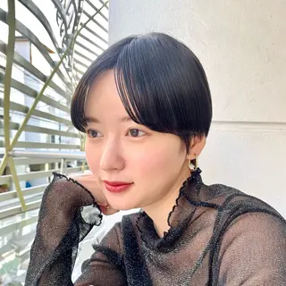 ショート ナリタ ミユウのヘアスタイル