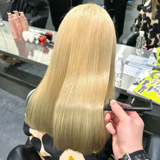 セミロング ✨🎨艶髪カラー 🎨✨福永楓のヘアスタイル