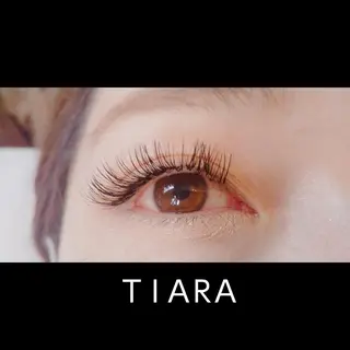 マツエク・マツパ 💡次世代LED -TIARA💡のマツエク・マツパデザイン