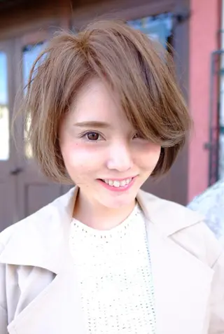 ショート REMILIO所属・den Reonaのヘアスタイル