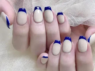 ネイル Hanya 🌈のネイルデザイン