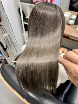 ロング The Apartment of Solon 船橋 2nd所属・高橋潤⚜️縮毛矯正 /NEO髪質改善のヘアスタイル