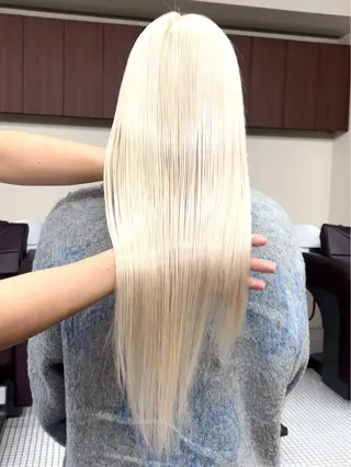 ロング カラー レイヤー専門家 ダブルカラー修のヘアスタイル