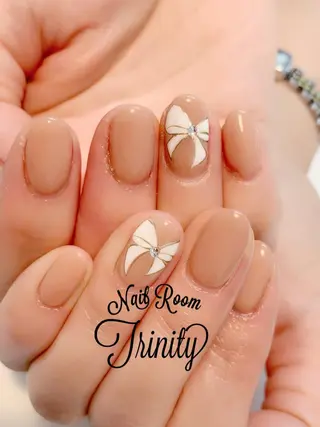 ネイル Trinity ネイリストスタッフのネイルデザイン