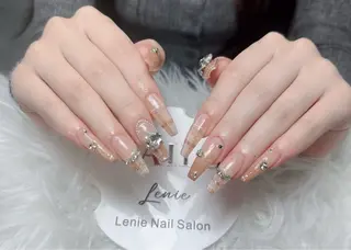 ネイル Lenie Nail Salonのネイルデザイン