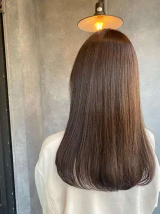 セミロング カラー Aimee Shieのヘアスタイル